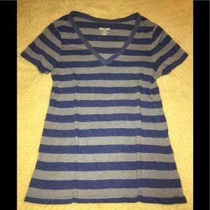 Women’s old navy vintage fit tshirt sizelarge